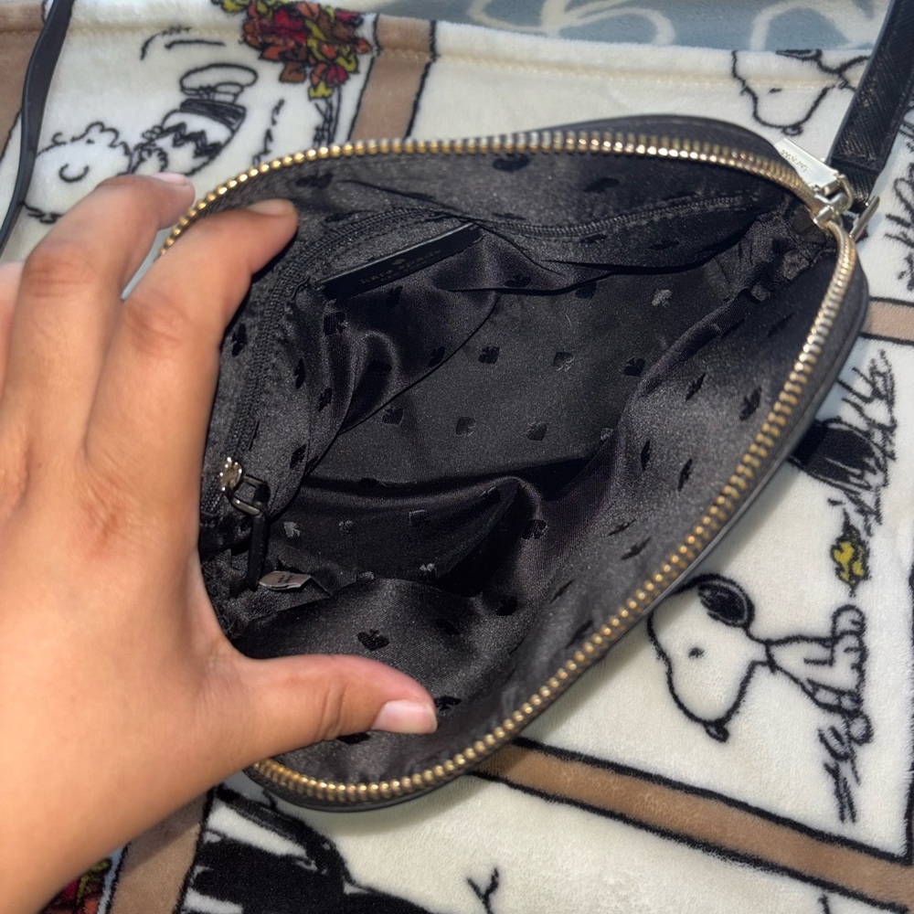 Kate Spade~ Staci Dome Crossbody Bag - Picture 4 of 6